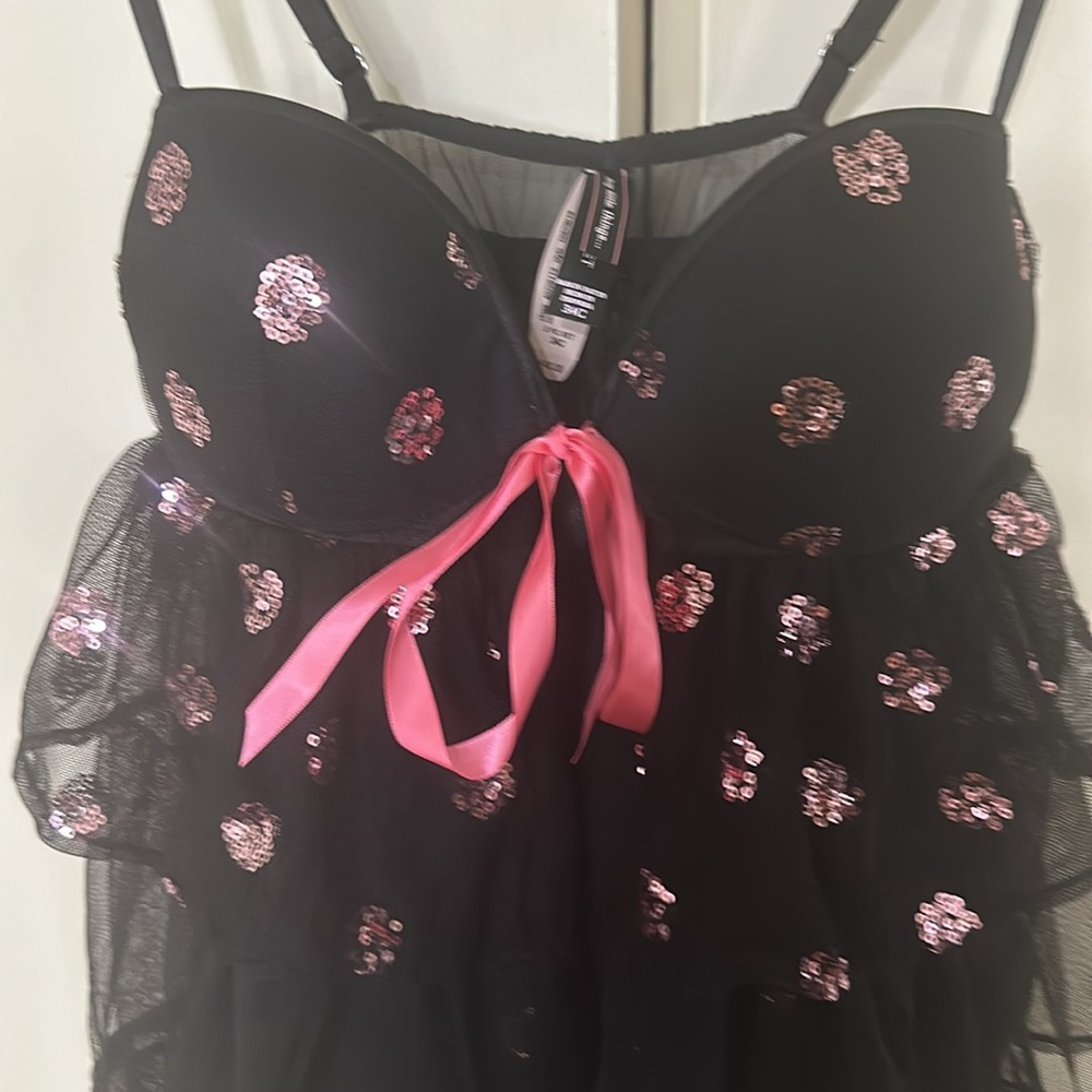NWT Victoria Secrret sexy lingerie black with pink sparkly sequence 34C